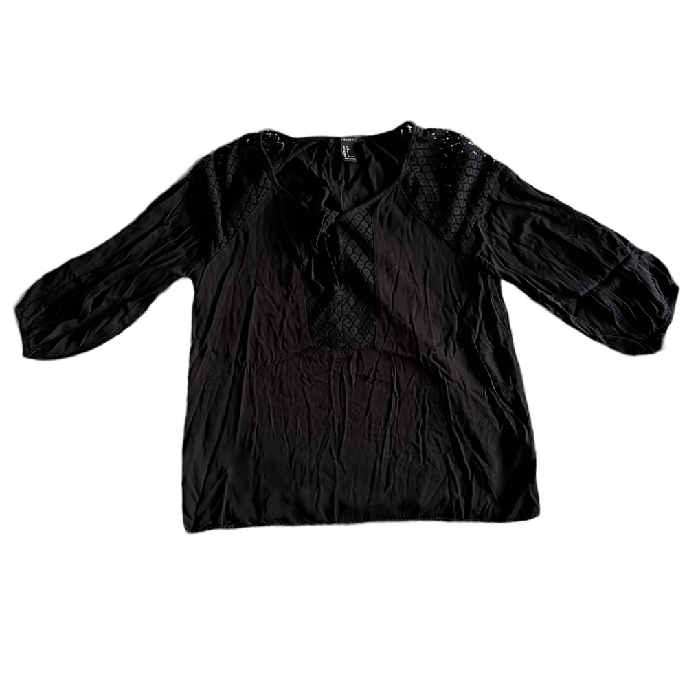 Forever 21 Lace Detail Blouse